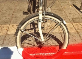 Dez pessoas resolveram que “não é problema meu”