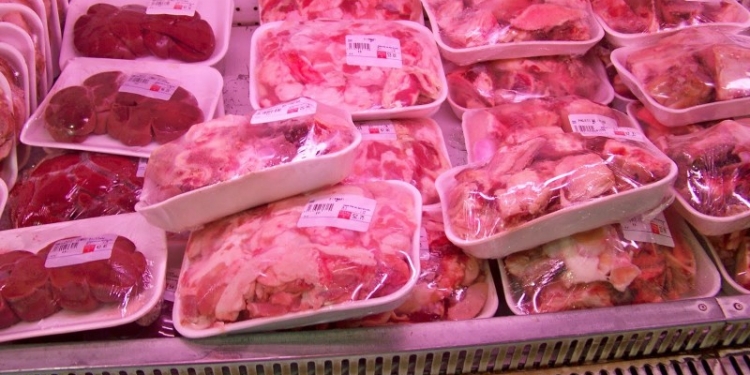 5 mitos sobre congelar e descongelar carnes