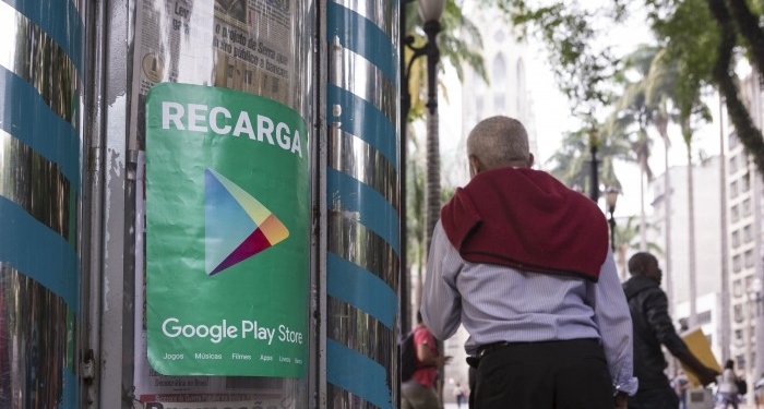 Recarregue a Play Store em bancas de jornal