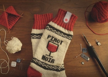 Netflix lança meias que pausam programação se você dorme