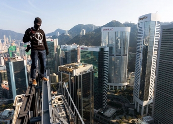 Rooftopping, uma prática que vai te dar medo de altura