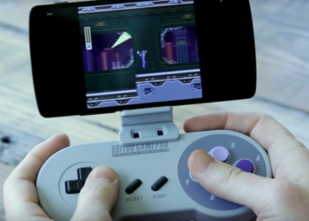 Controle permite jogar Nintendo no seu smartphone