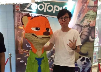 Garoto destrói escultura LEGO de 15 mil em exposição