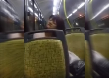 Mulher possuída assusta passageiros em ônibus argentino