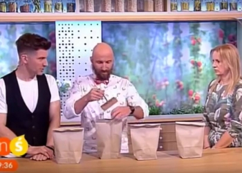 Video: mágico polonês perfura apresentadora ao vivo