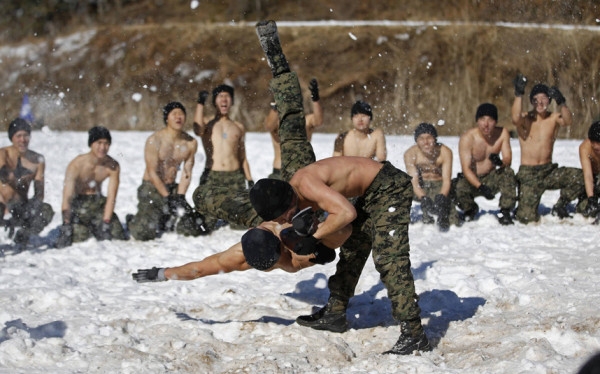 7 treinamentos militares que vão te afastar da vida no exército