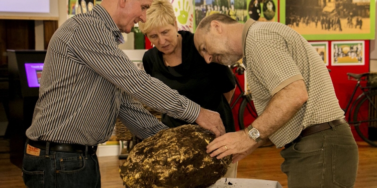 Manteiga de 2 mil anos é achada e continua comestível