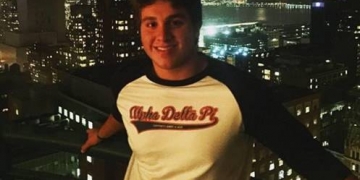 Jovem dos EUA esfaqueia casal e come rosto de uma das vítimas