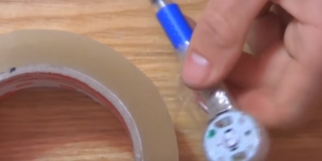 É possível fazer sua própria máquina de tatuagem caseira