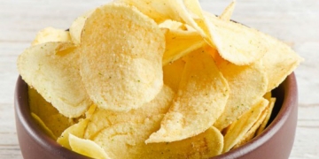 Vídeo: você sabe como são feitas as batatas chips?