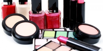 5 ingredientes tóxicos em cosméticos para evitar