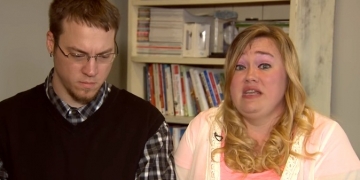 Casal Youtuber que fazia pegadinhas com os filhos perdem guarda das crianças