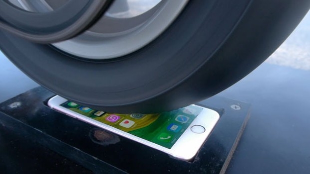 Experimentos: 5 formas inusitadas de quebrar o seu iPhone