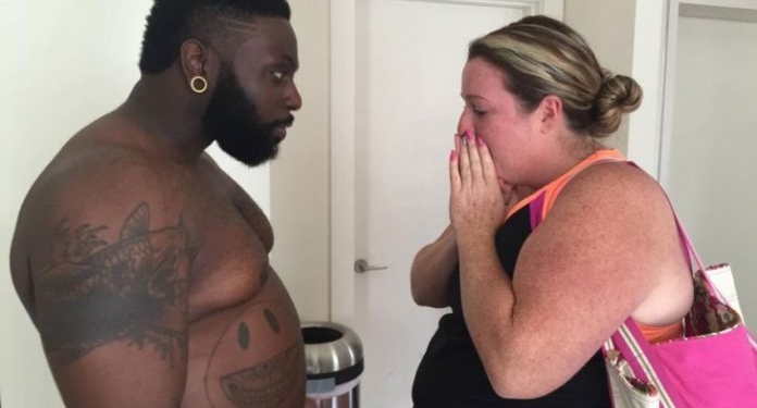 Treinador ganha mais de 30 quilos para incentivar aluna a perder peso