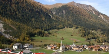 Uma pequena cidade Suíça proibiu seus turistas de tirar fotos