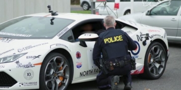 Esse policial canadense é o policial mais de boas que você vai ver