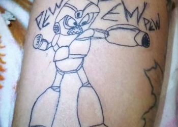 Conheça a tatuadora brasileira que ganhou fama por desenhar mal