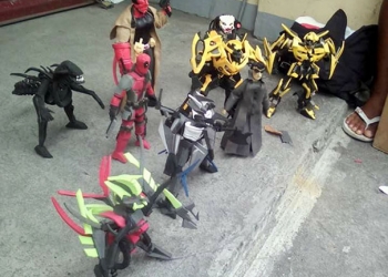 Esse cara transforma chinelos em brinquedos de ação