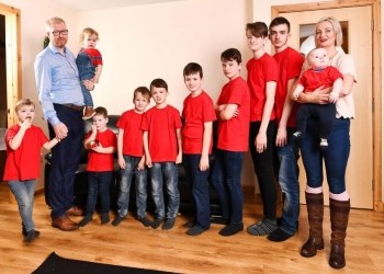 Casal escocês se prepara para dar a luz ao 11º filho