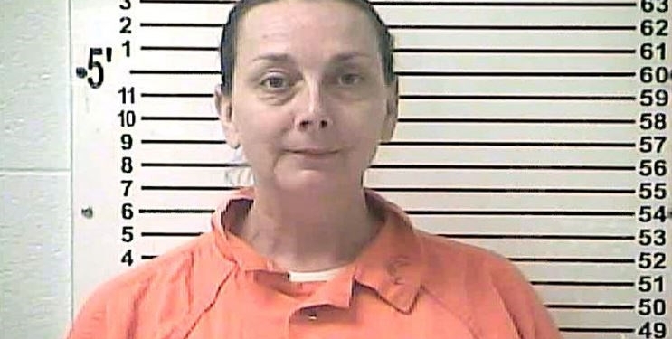 Mulher diz que é virgem Maria para escapar de multa