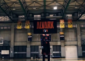 Não erra nunca: Toyota cria robô japonês jogador de basquete