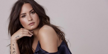 Demi Lovato é internada com suspeita de overdose de heroína, segundo site